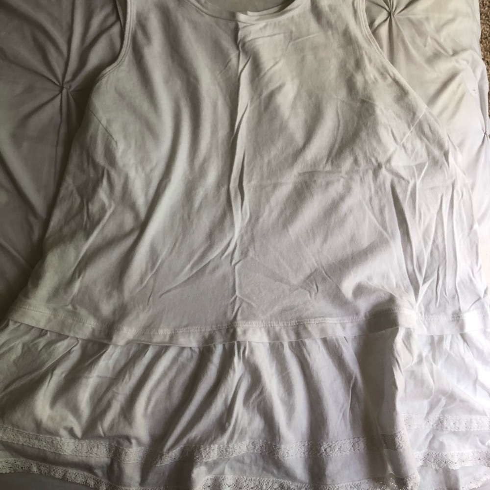 Old Navy white tank with Lace trim